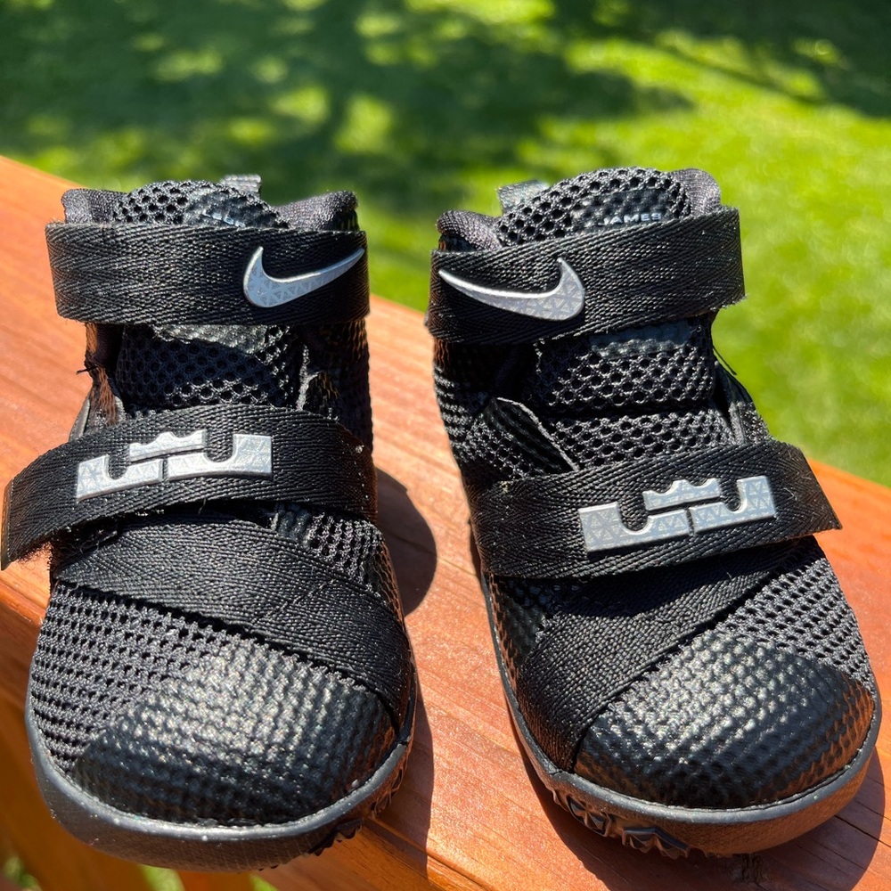 NIKE Lebron Shoes